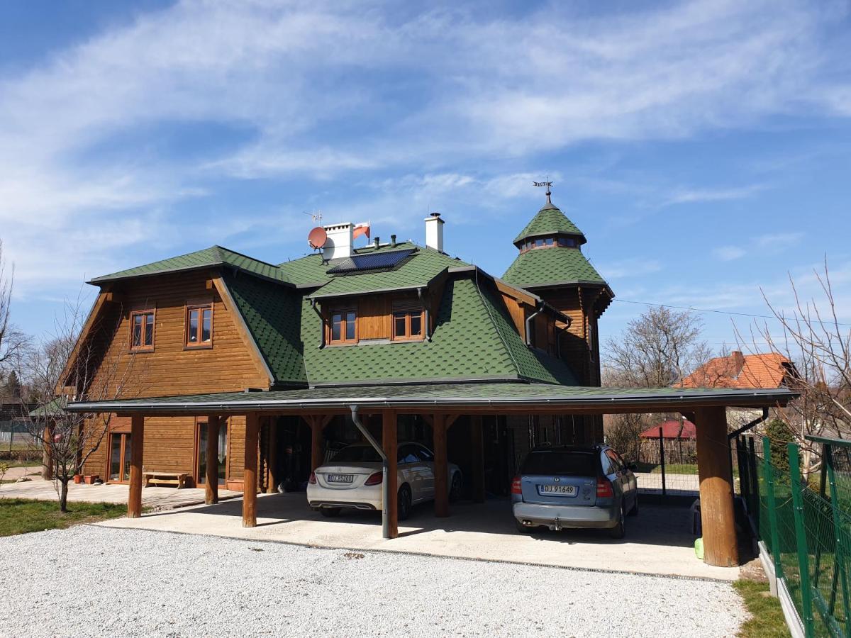 Jelenia Góra Sobieszów APARTAMENT KRZYSIO Zielone Wzgórze -Willa Tosia Zewnętrze zdjęcie